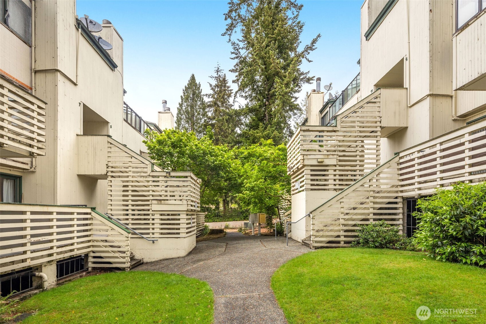 1019 156th Avenue NE Unit: B2