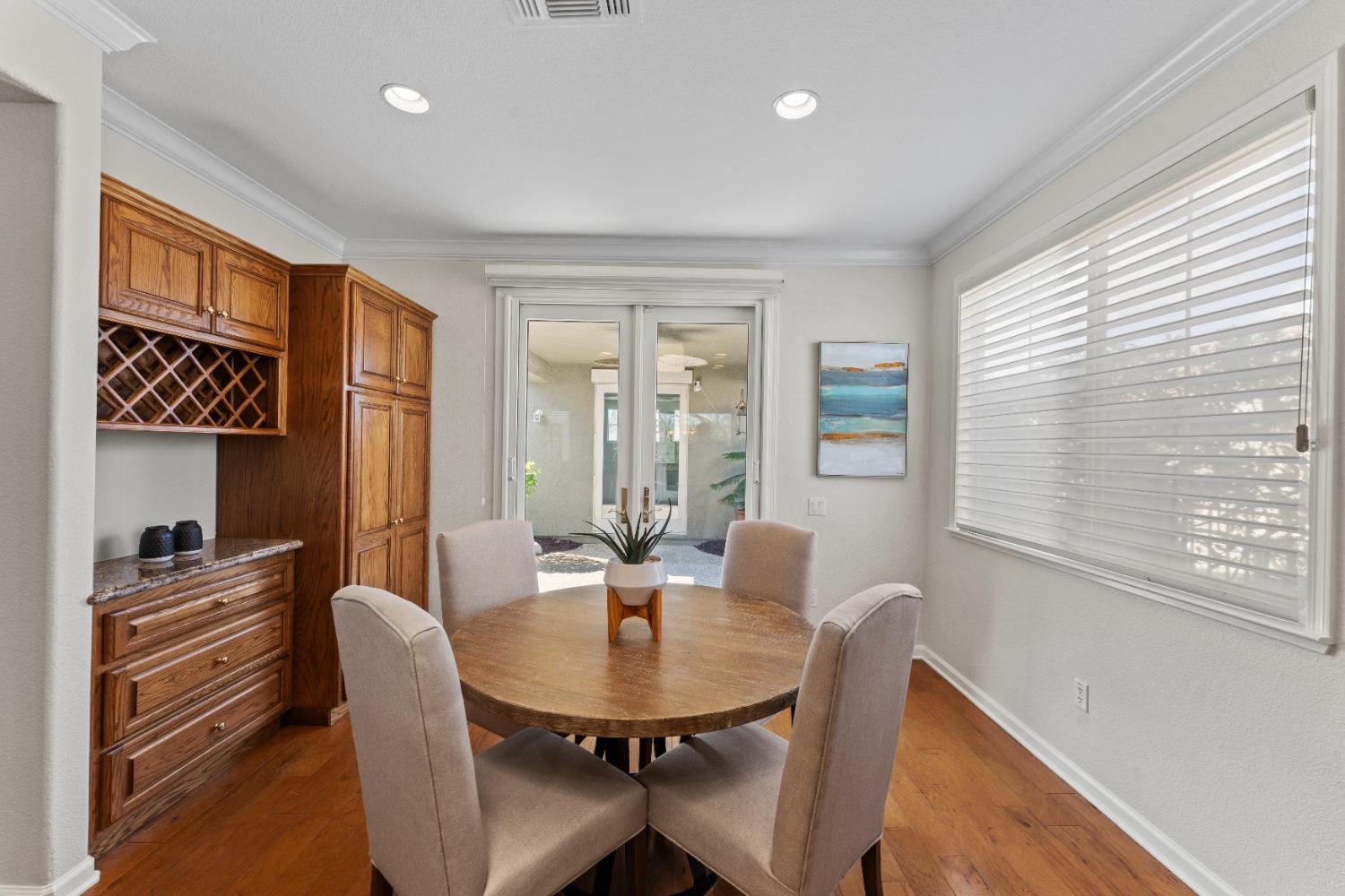 1800 Stone House Lane