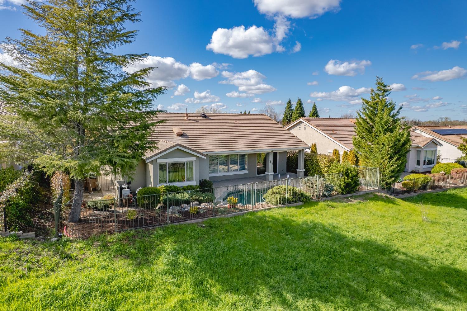 1800 Stone House Lane