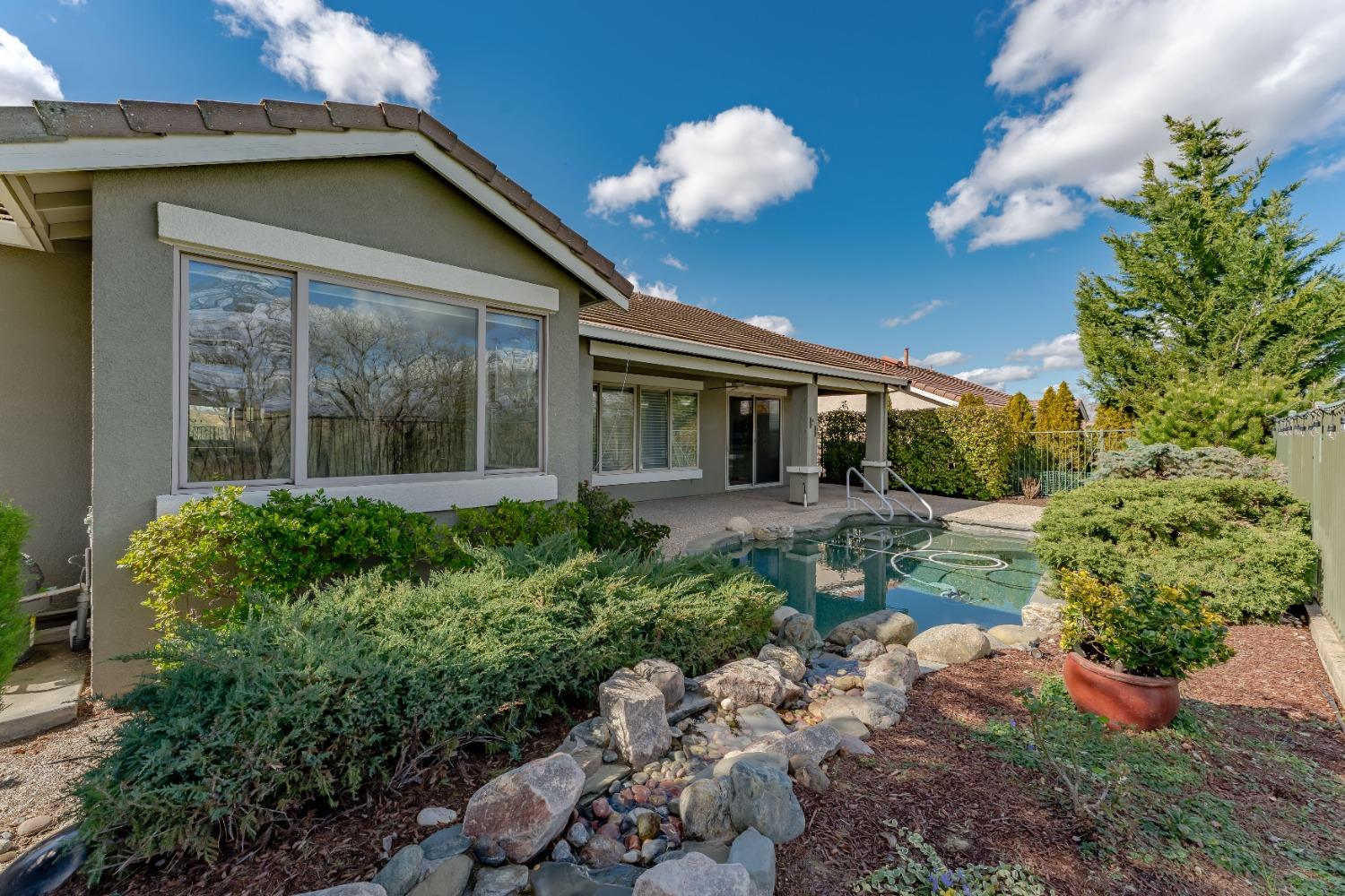 1800 Stone House Lane