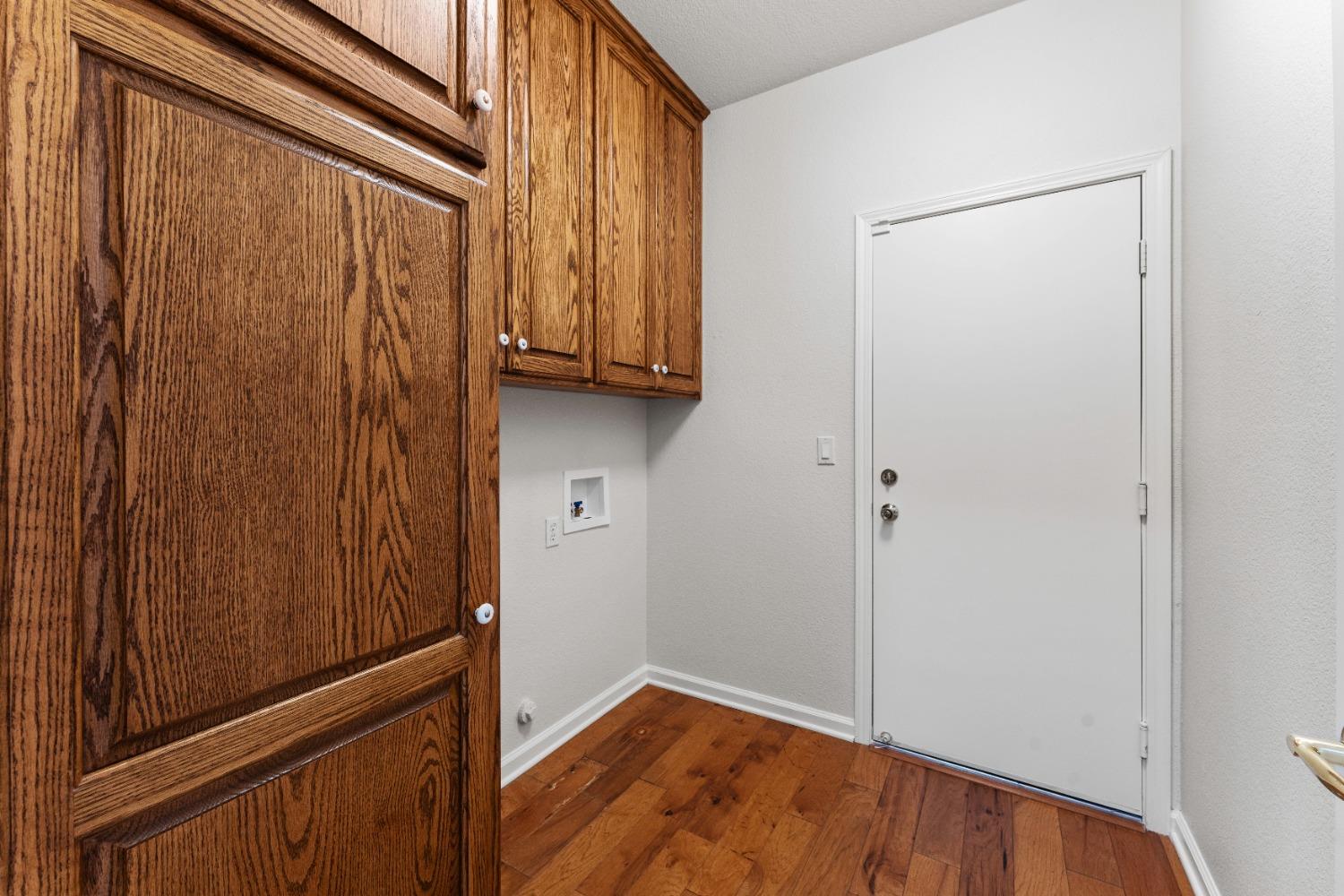 1800 Stone House Lane