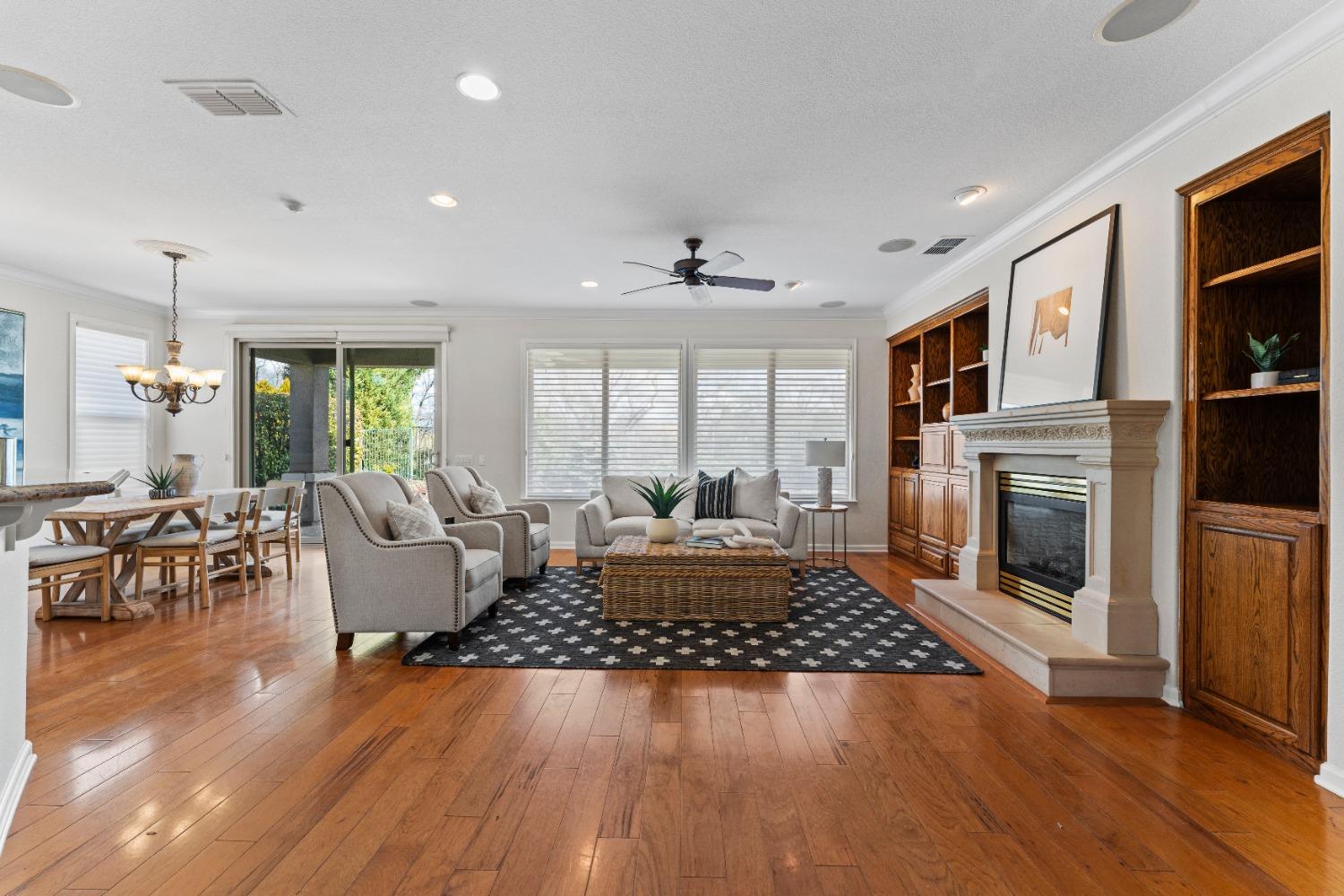 1800 Stone House Lane