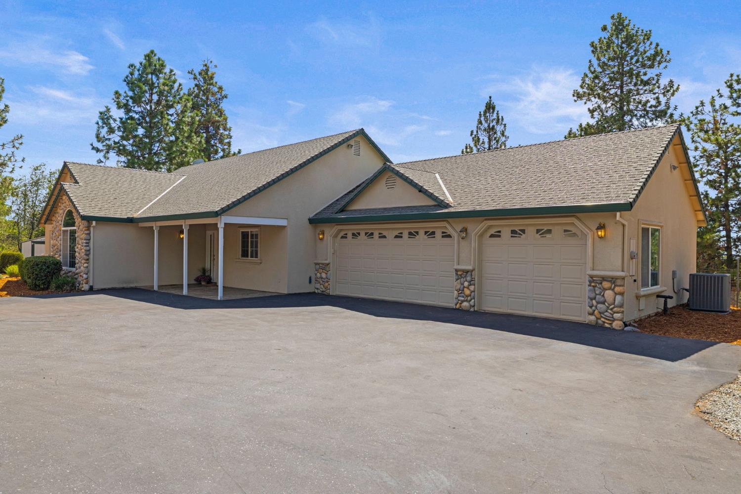 90 Edelweiss Lane