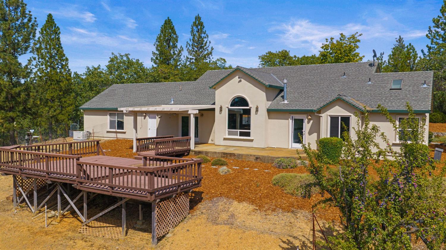 90 Edelweiss Lane
