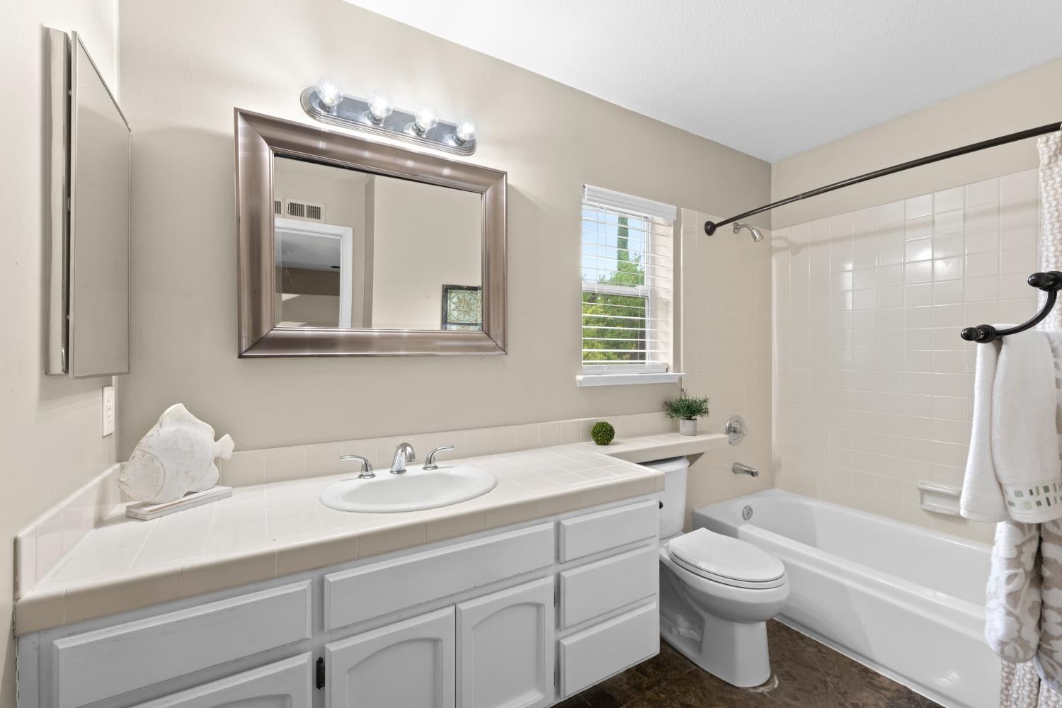 2316 Egret Court