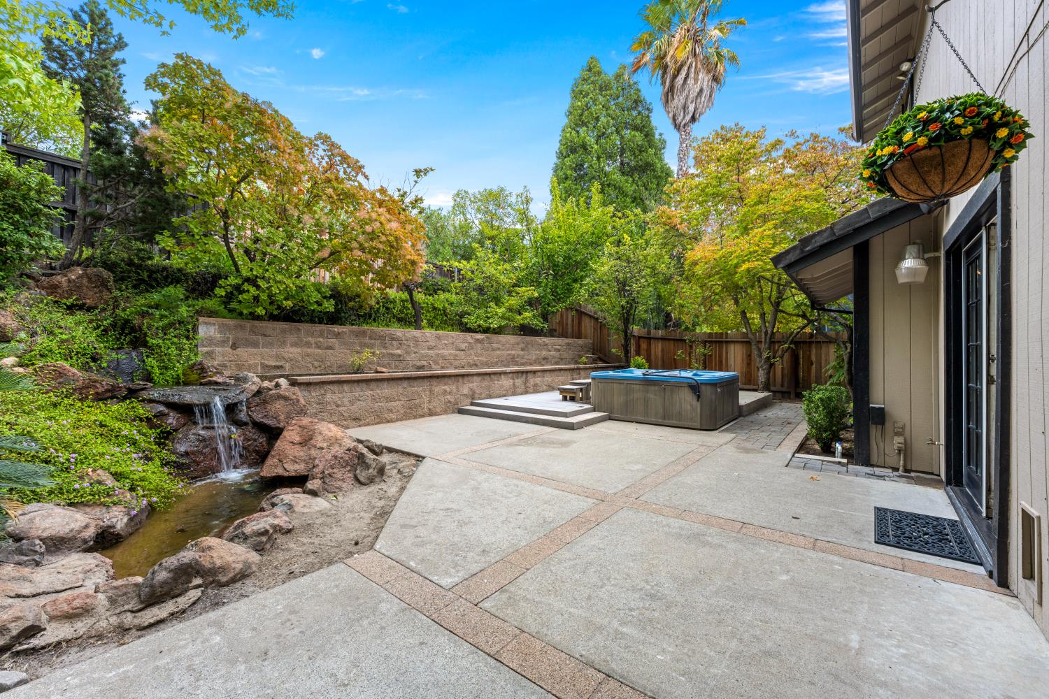 2316 Egret Court