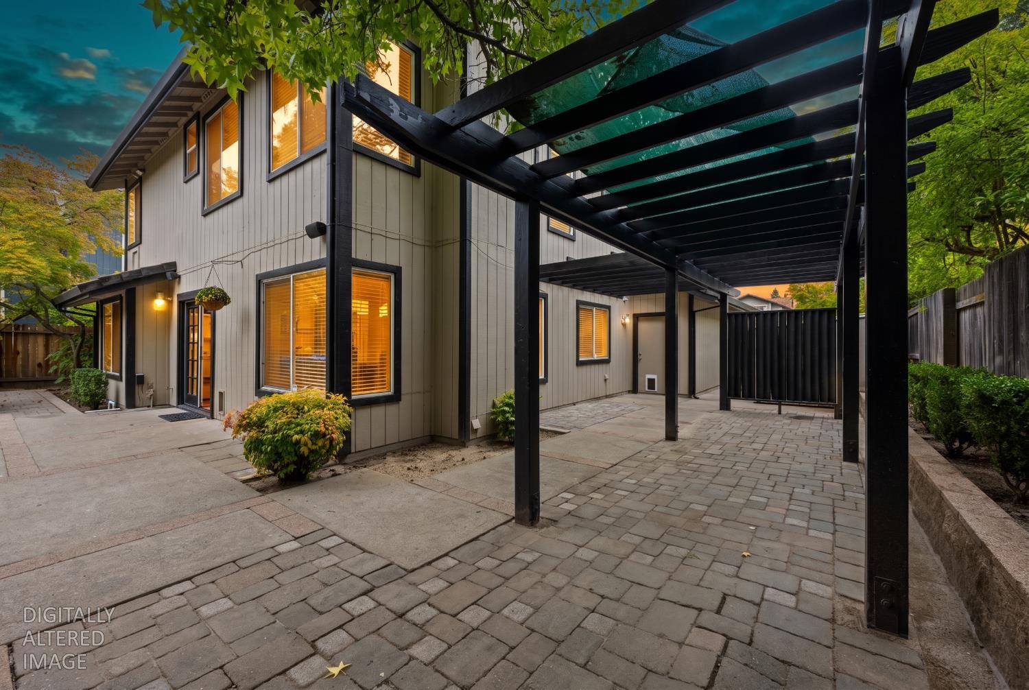 2316 Egret Court