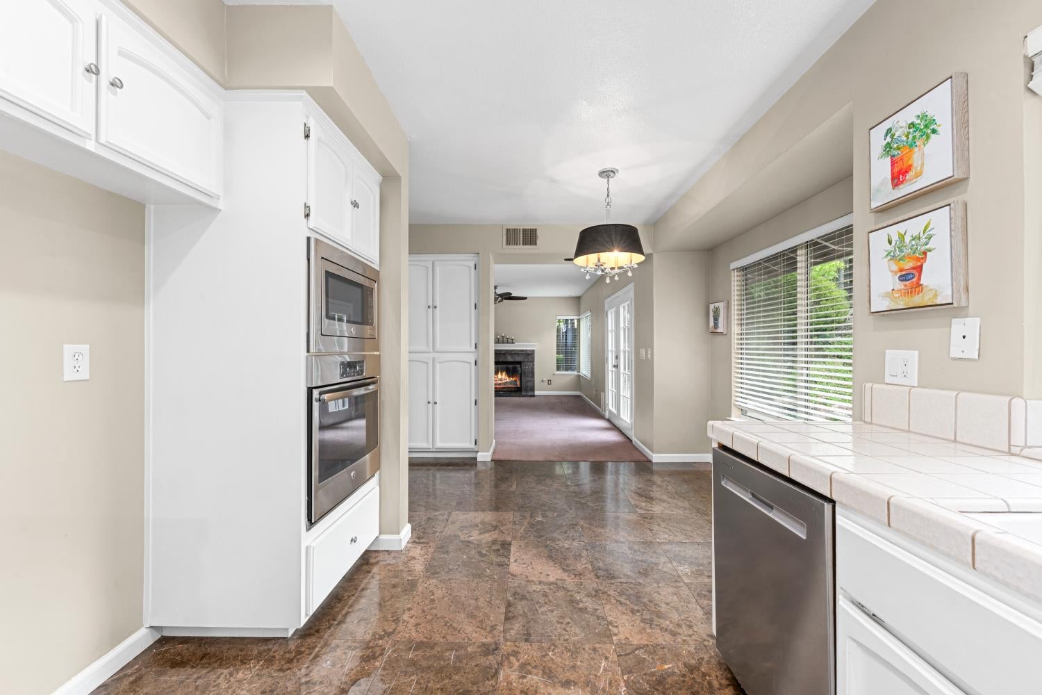 2316 Egret Court