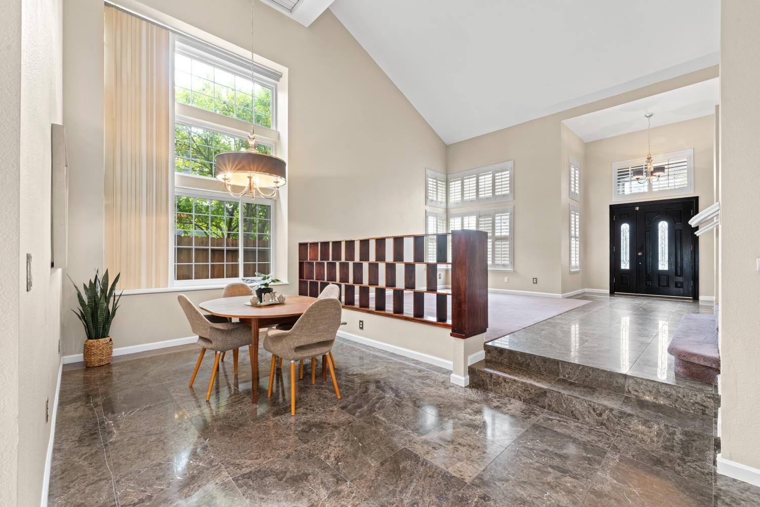 2316 Egret Court
