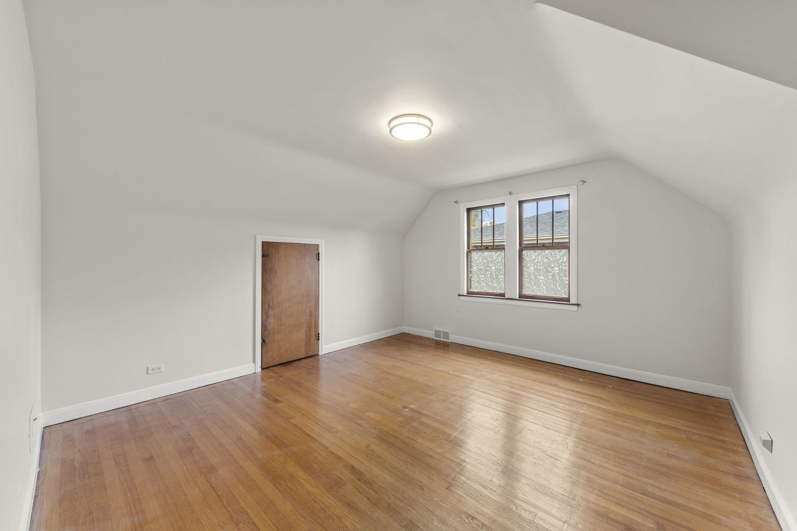 18021 Gottschalk Avenue