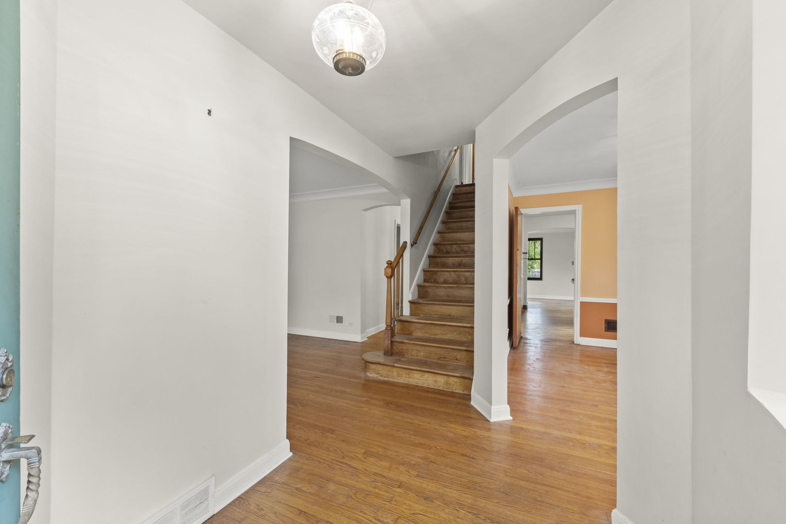 18021 Gottschalk Avenue