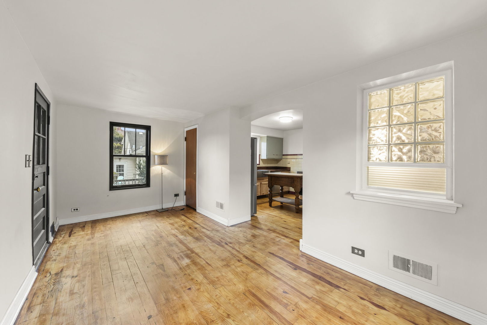 18021 Gottschalk Avenue