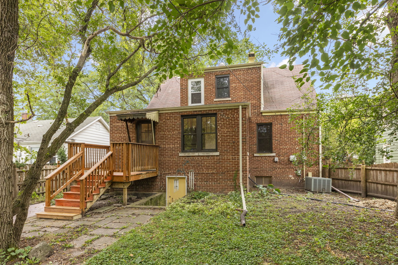 18021 Gottschalk Avenue