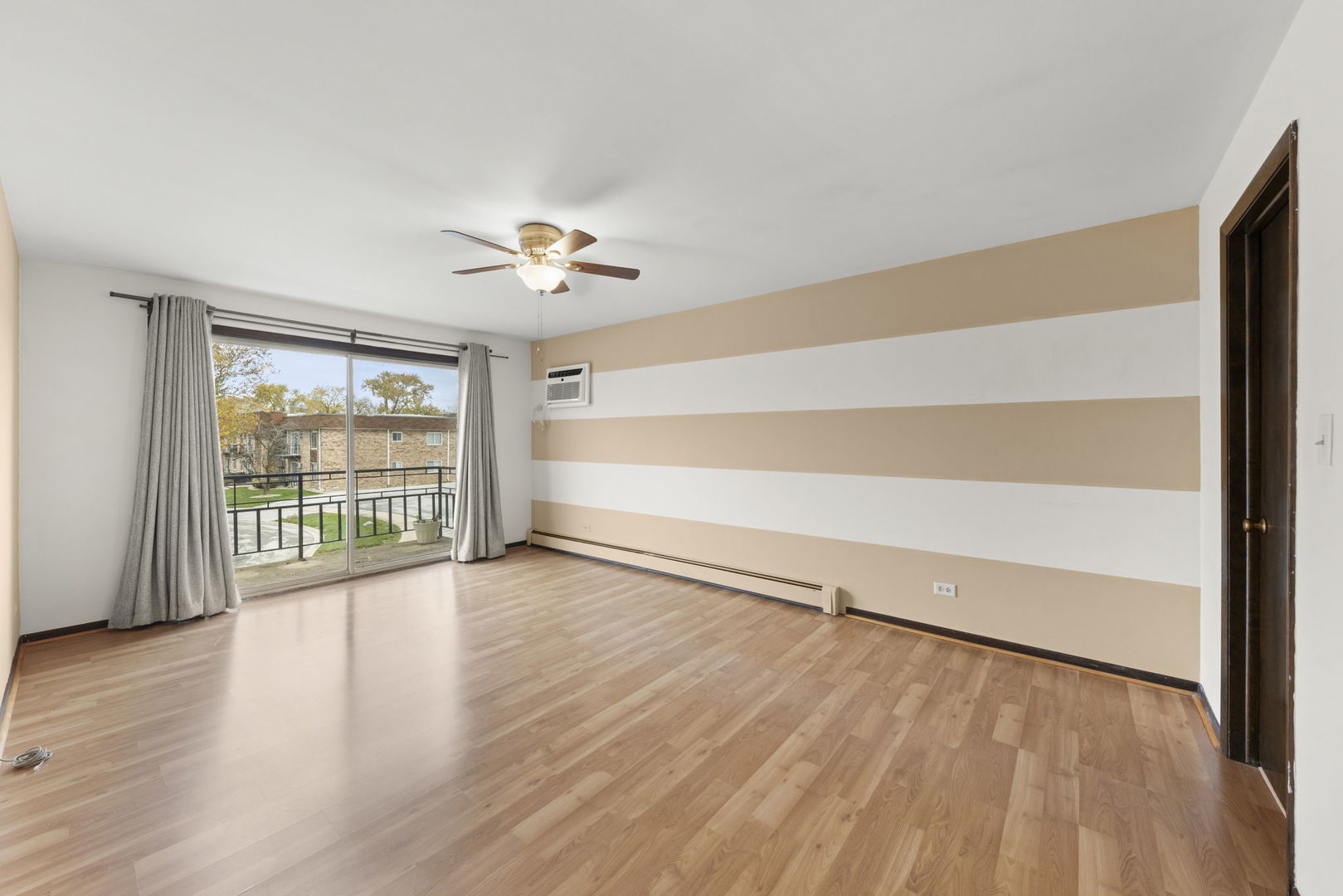 18223 Hart Drive Unit: 3B