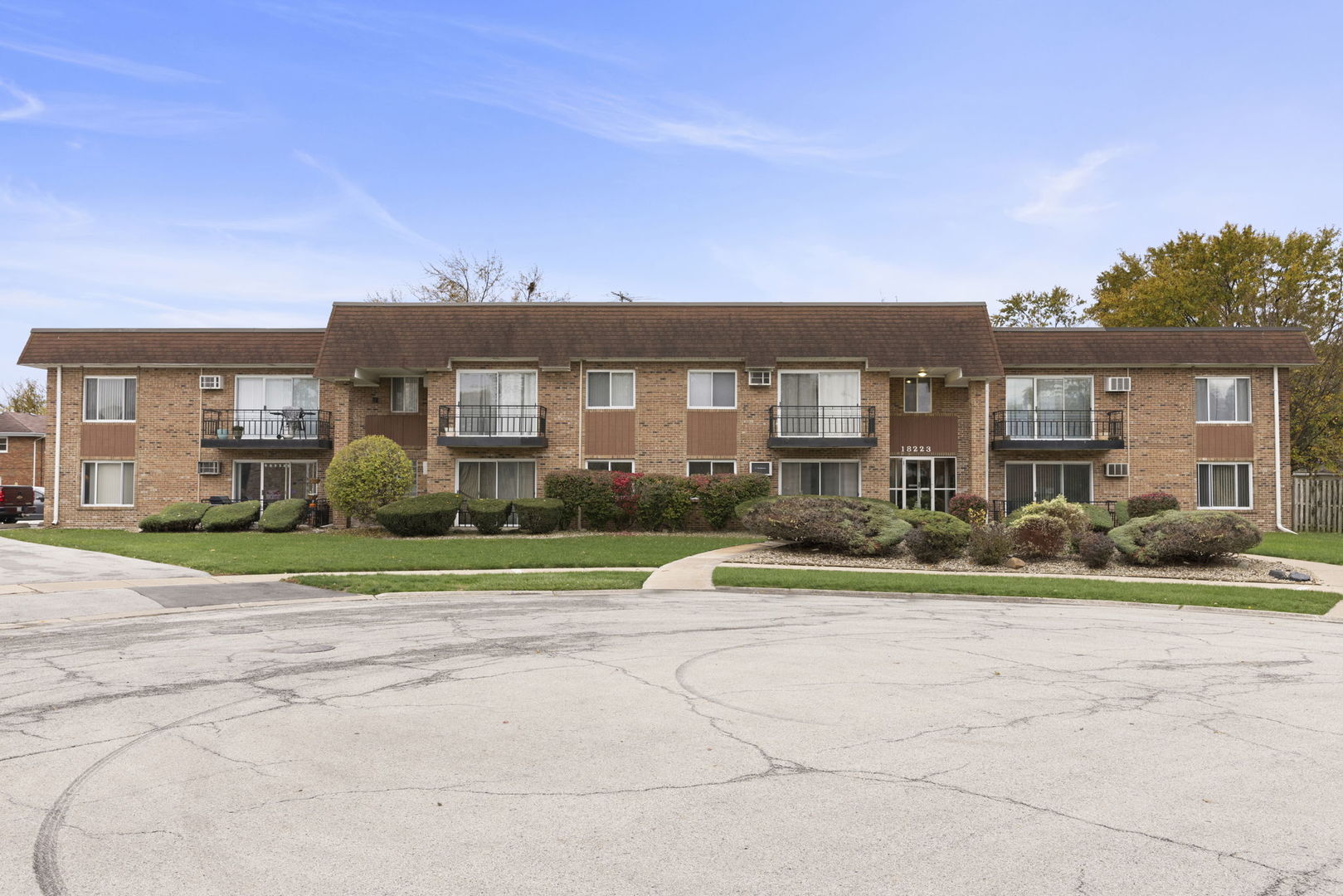 18223 Hart Drive Unit: 3B