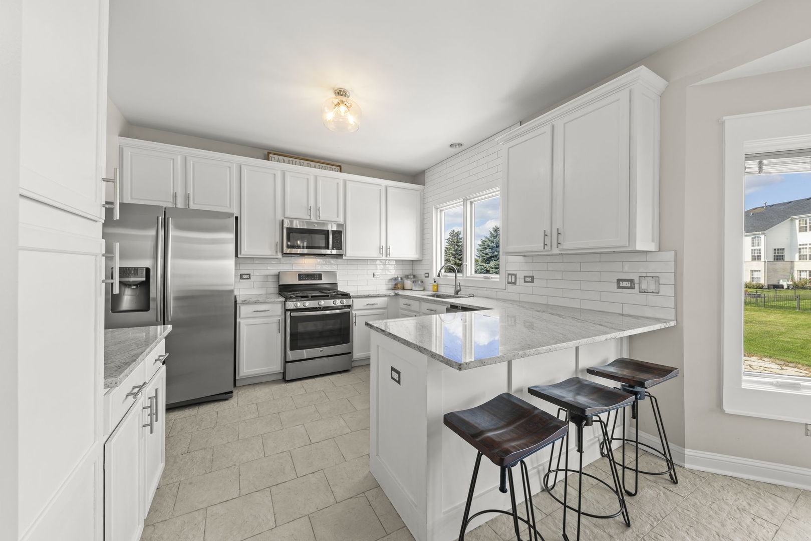 16444 Lakeside Drive