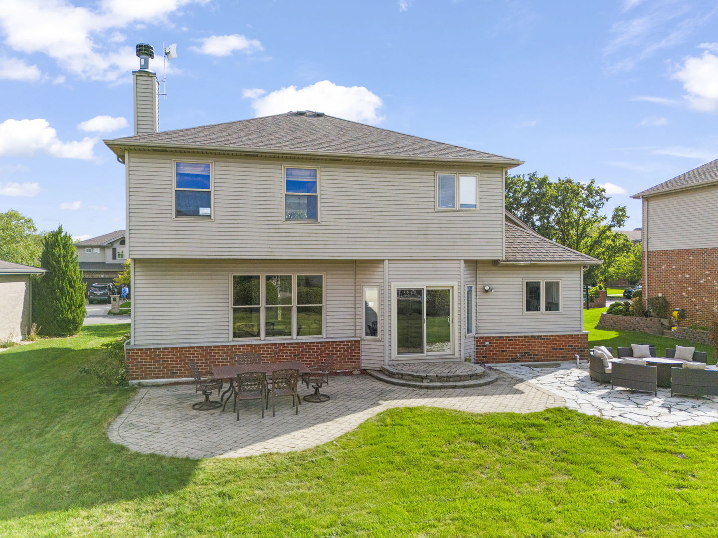 16444 Lakeside Drive