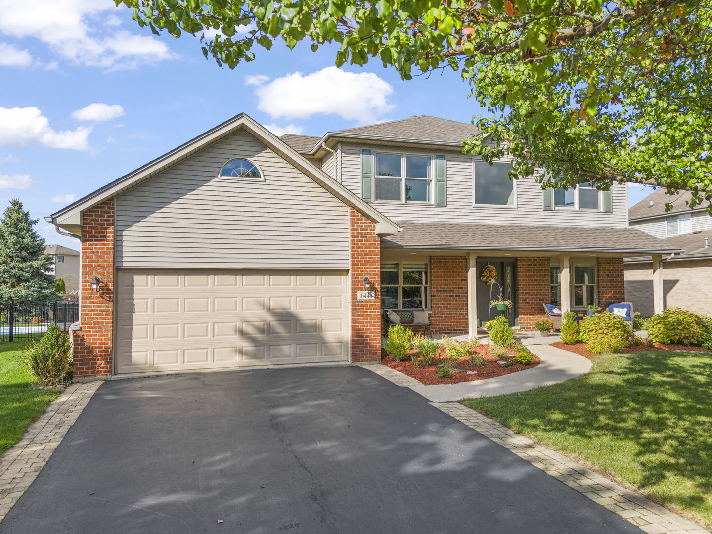 16444 Lakeside Drive