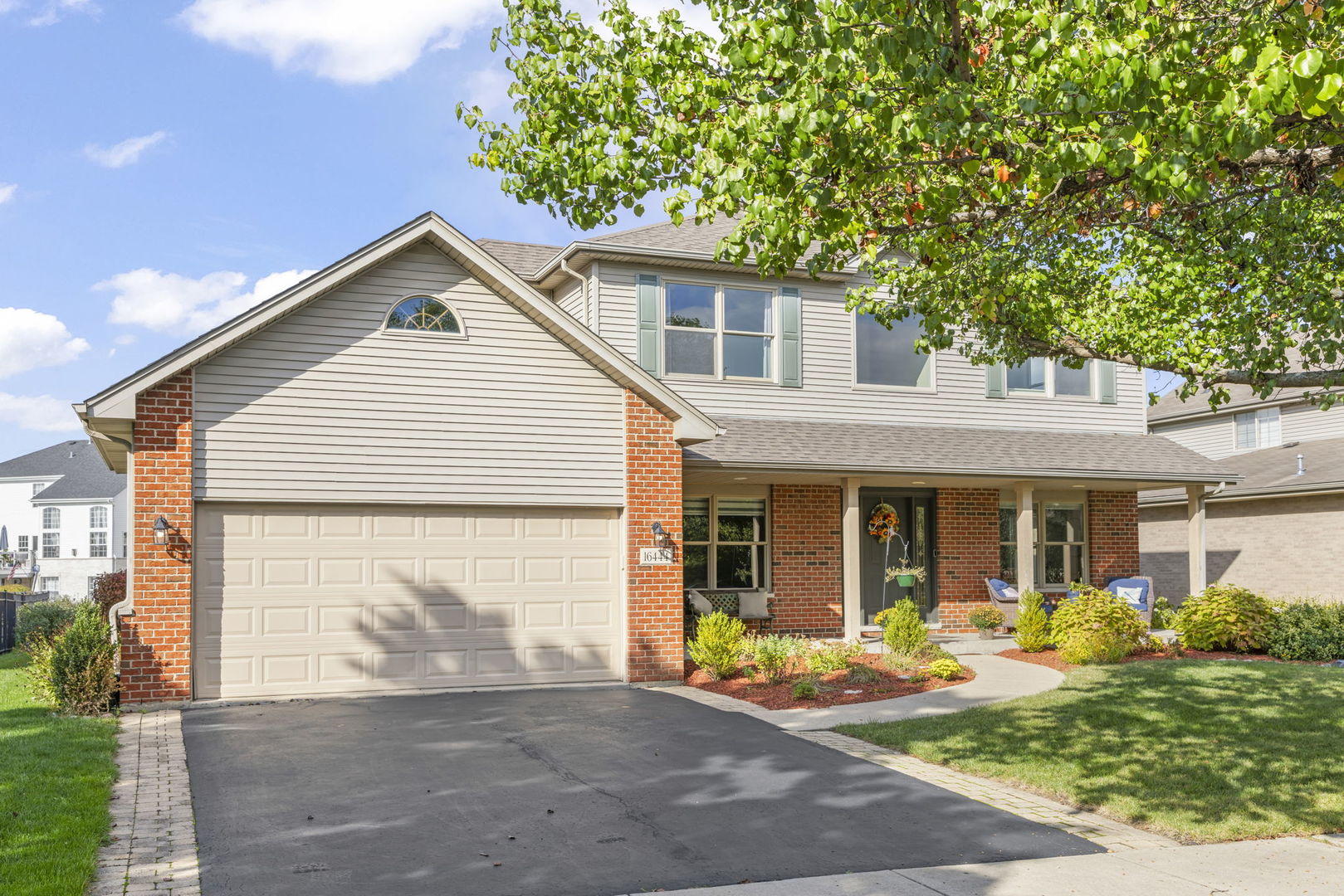 16444 Lakeside Drive