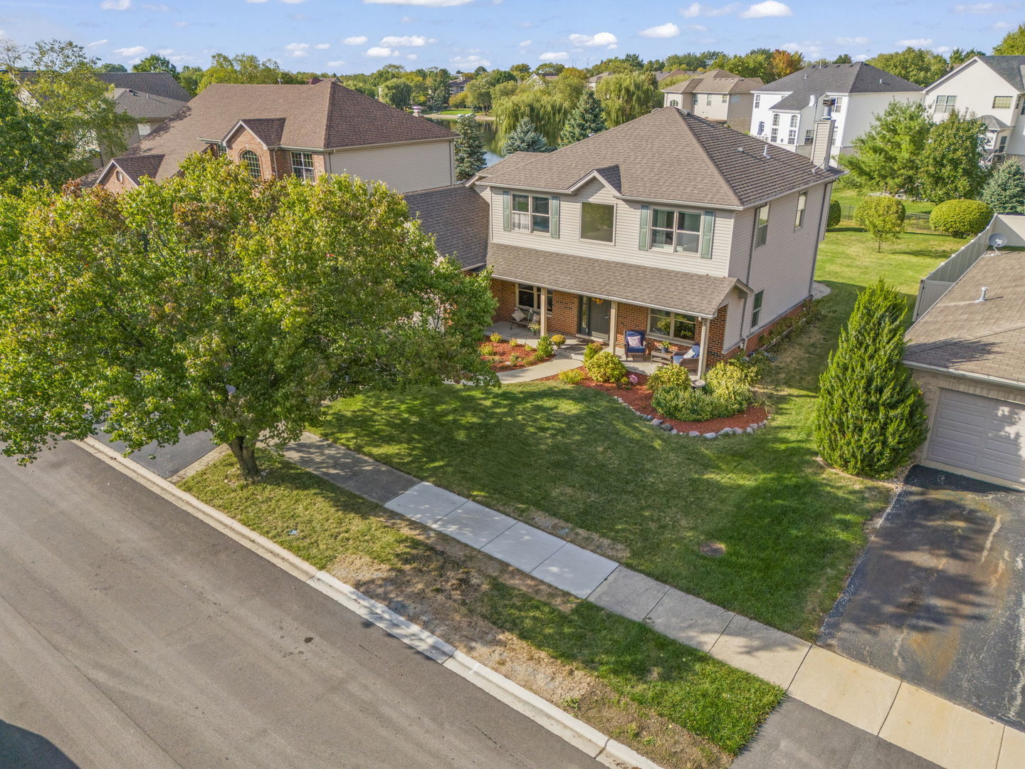 16444 Lakeside Drive
