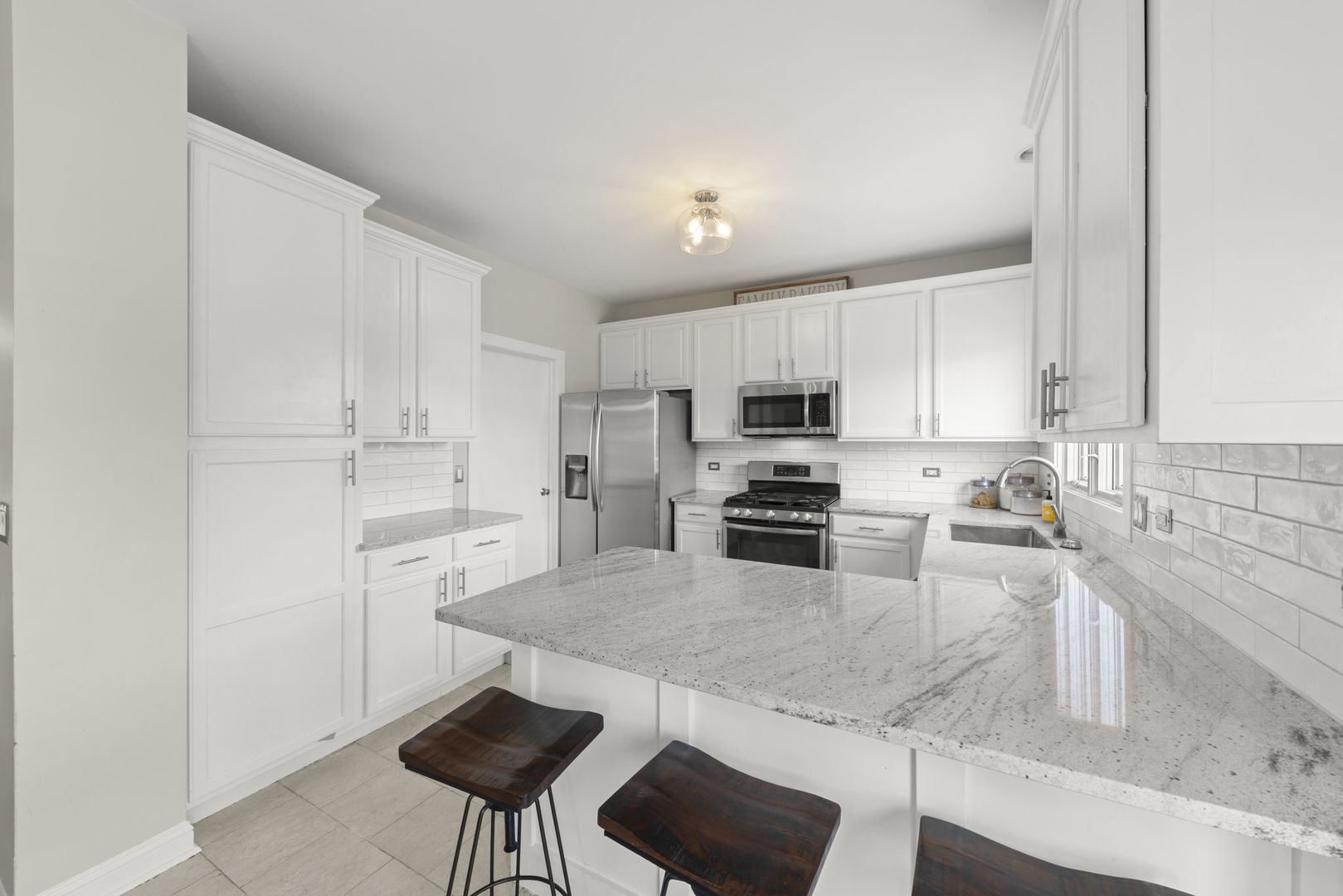 16444 Lakeside Drive