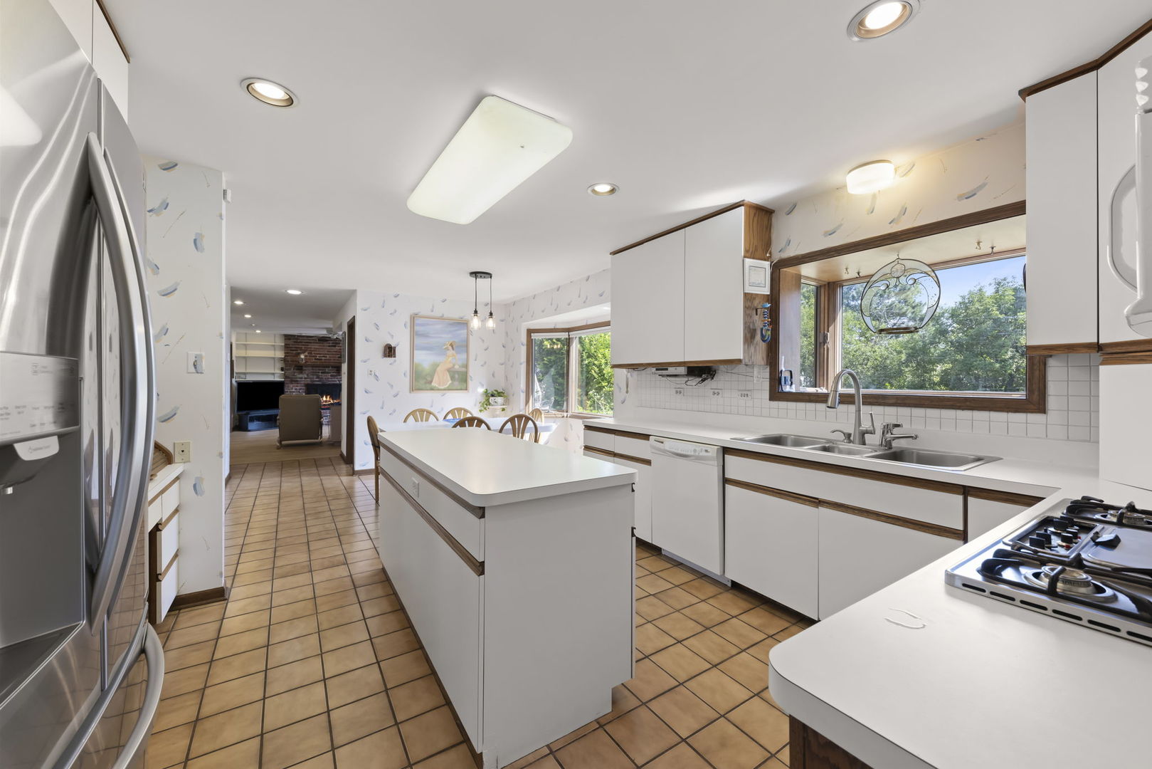 3043 Bonnie Brae