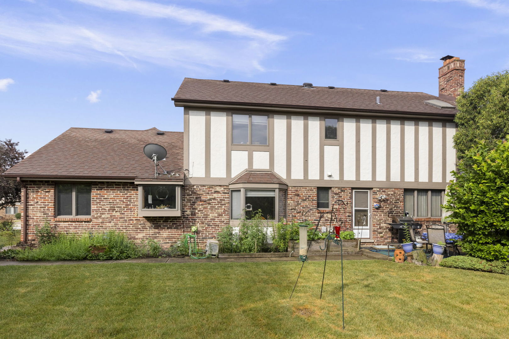 3043 Bonnie Brae