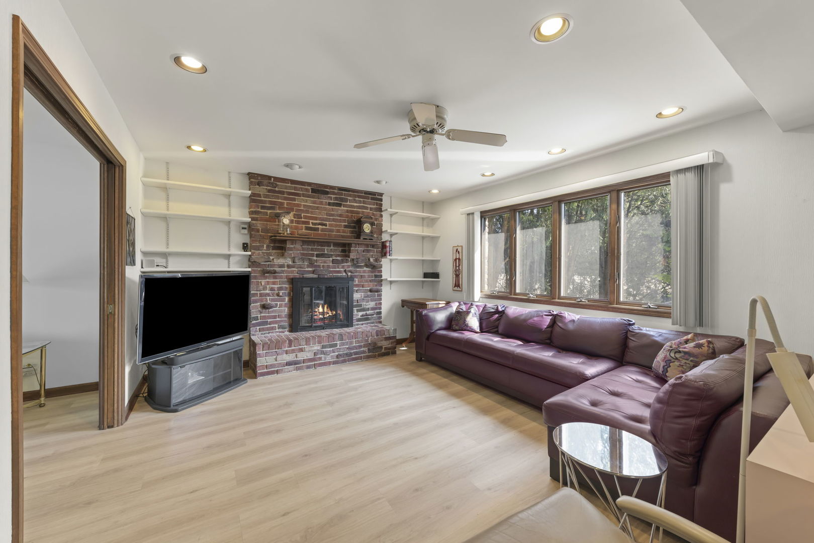 3043 Bonnie Brae