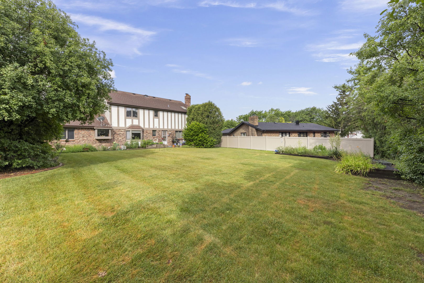 3043 Bonnie Brae