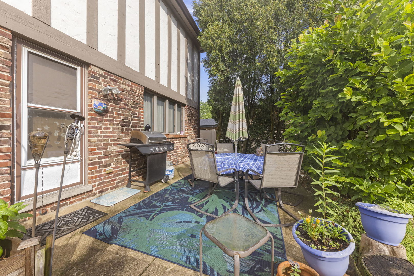 3043 Bonnie Brae