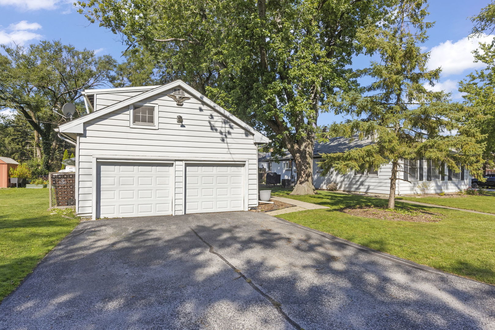 2441 Spruce Road