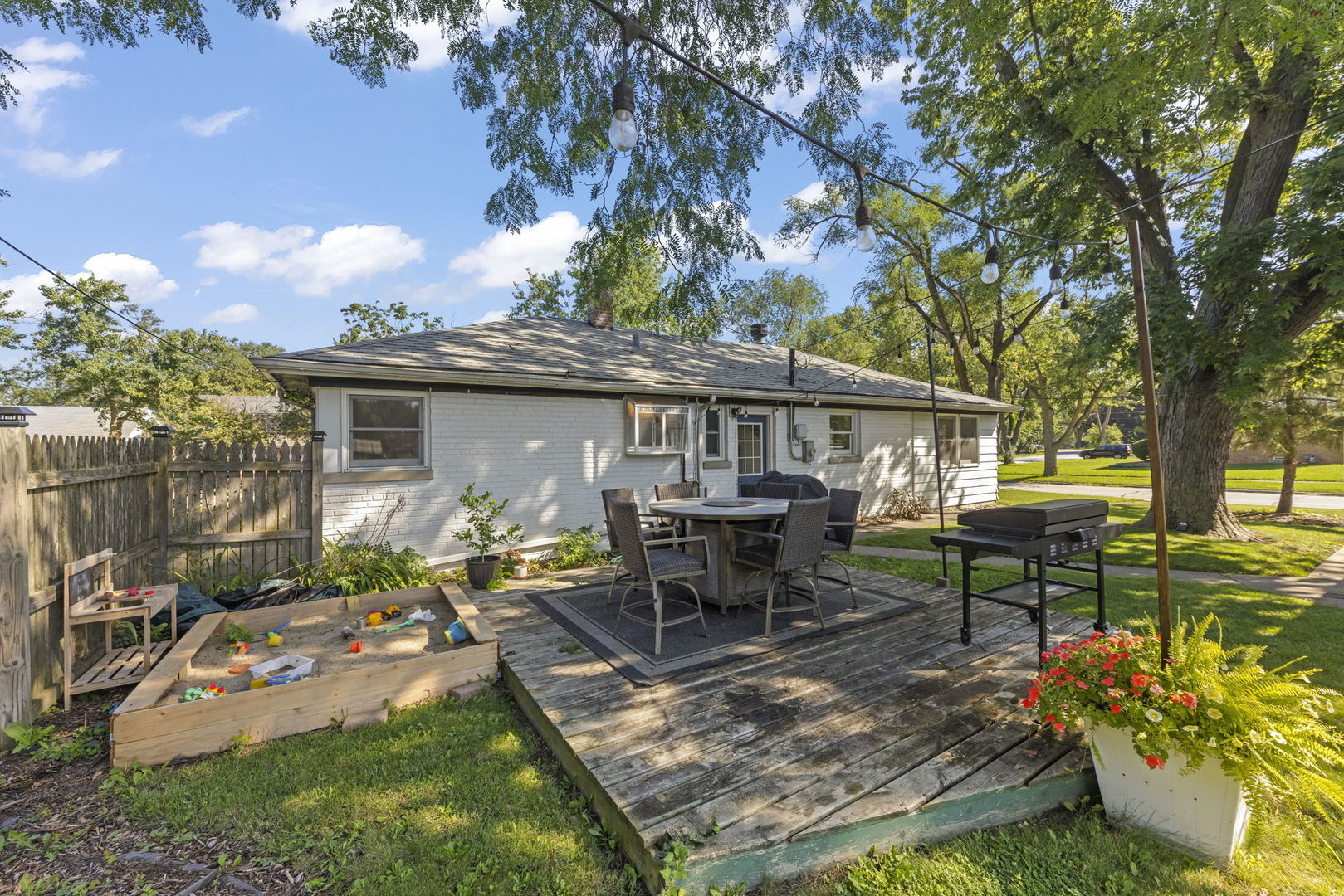 2441 Spruce Road