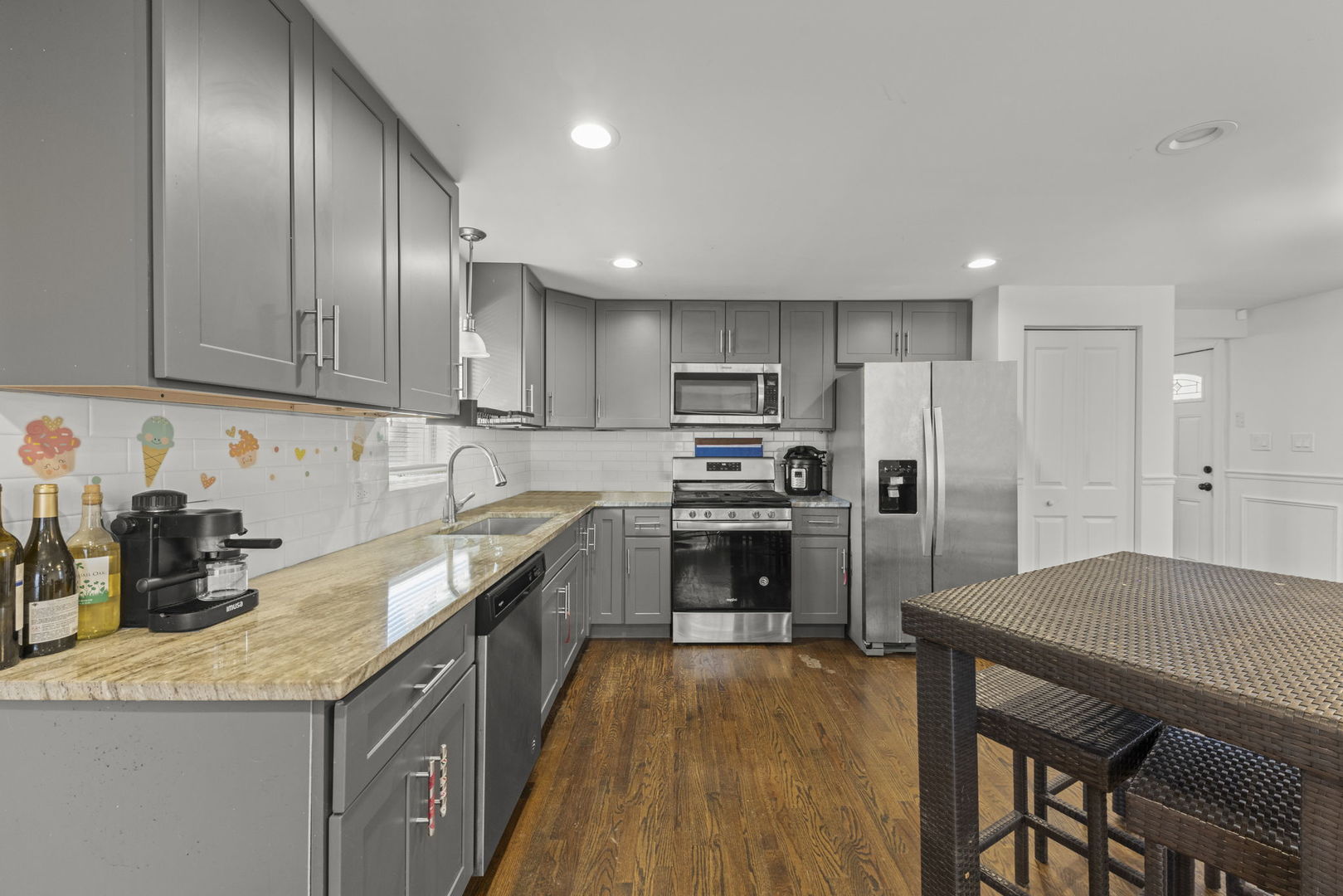 11616 S Racine Avenue