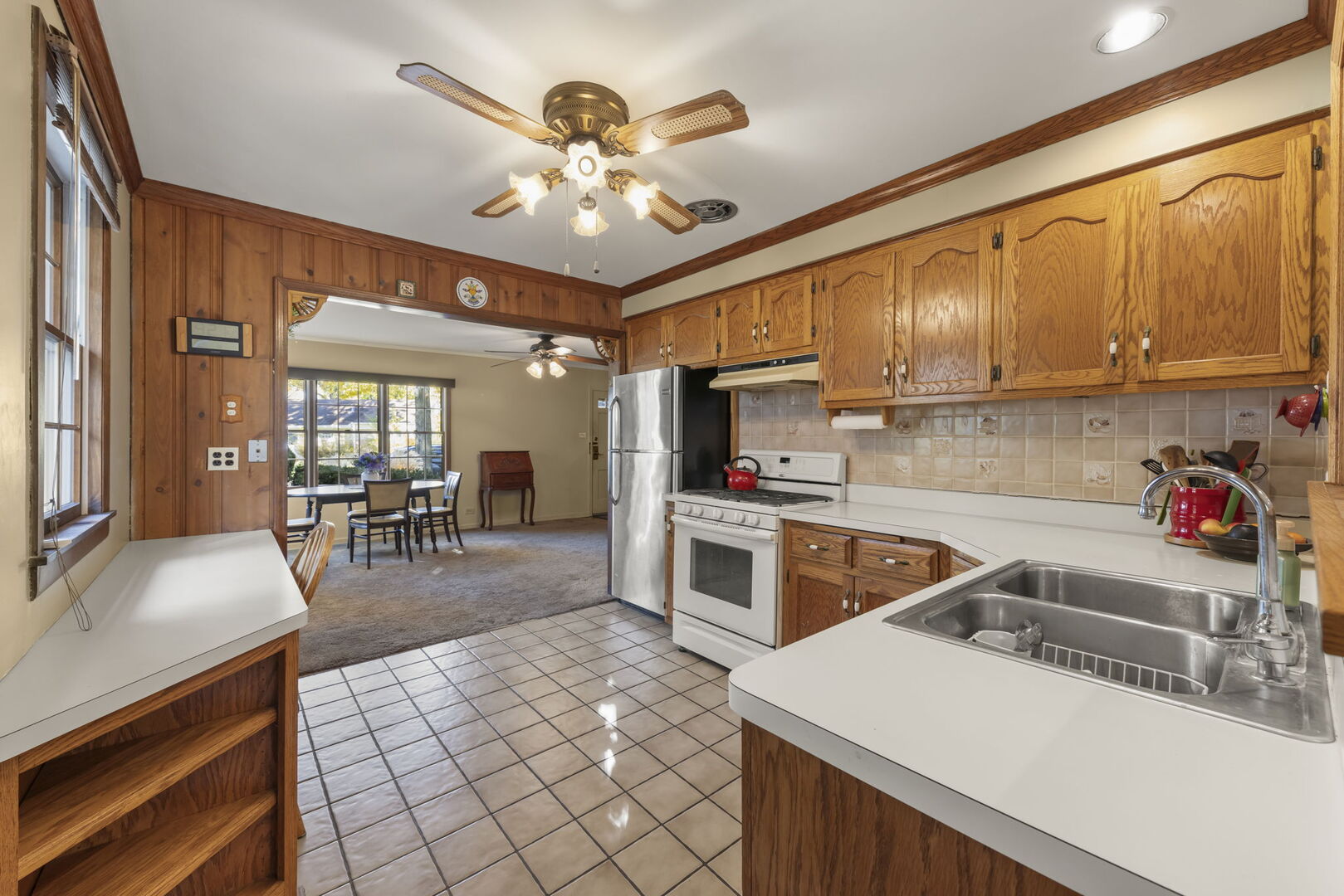 17601 Lincoln Avenue