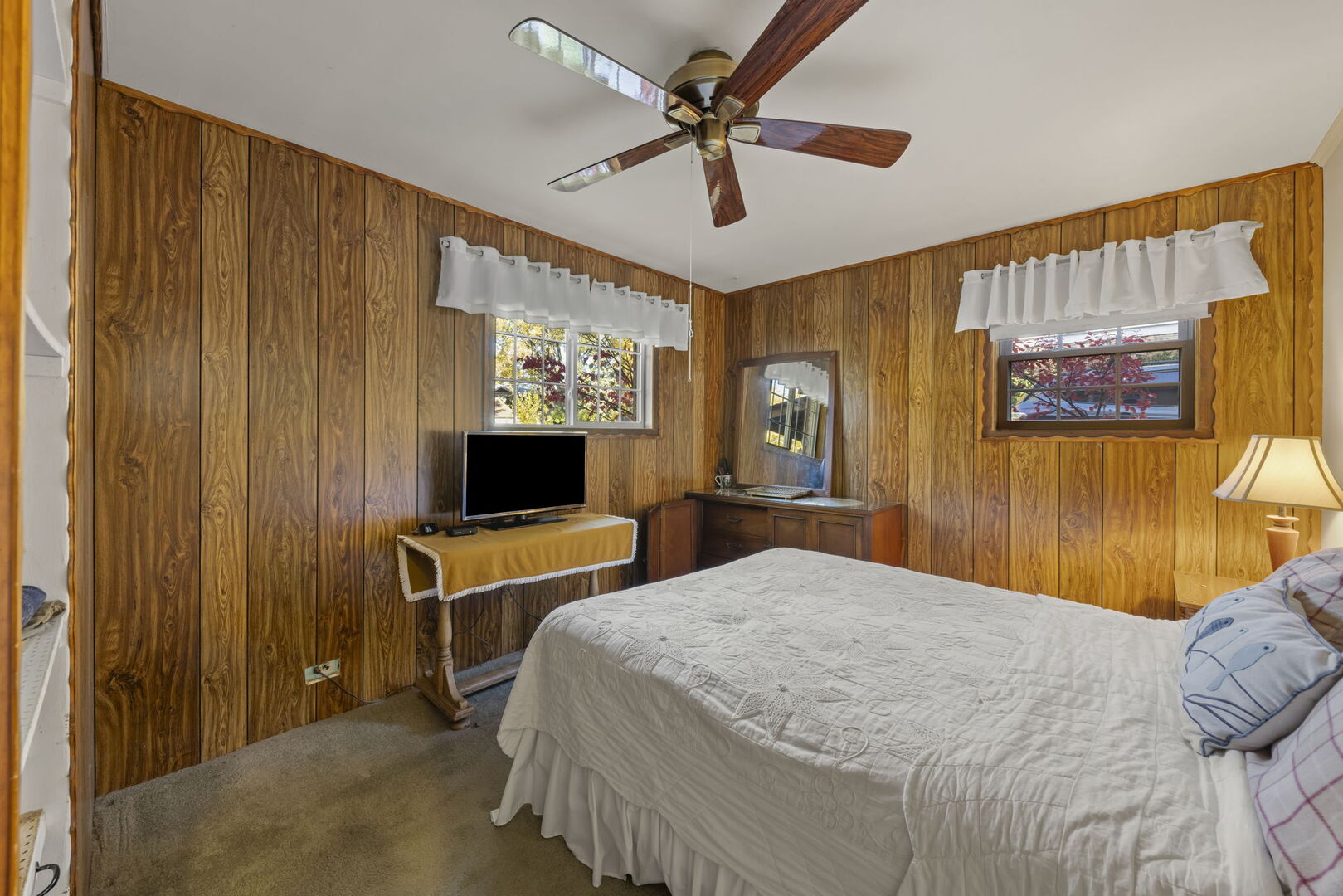 17601 Lincoln Avenue