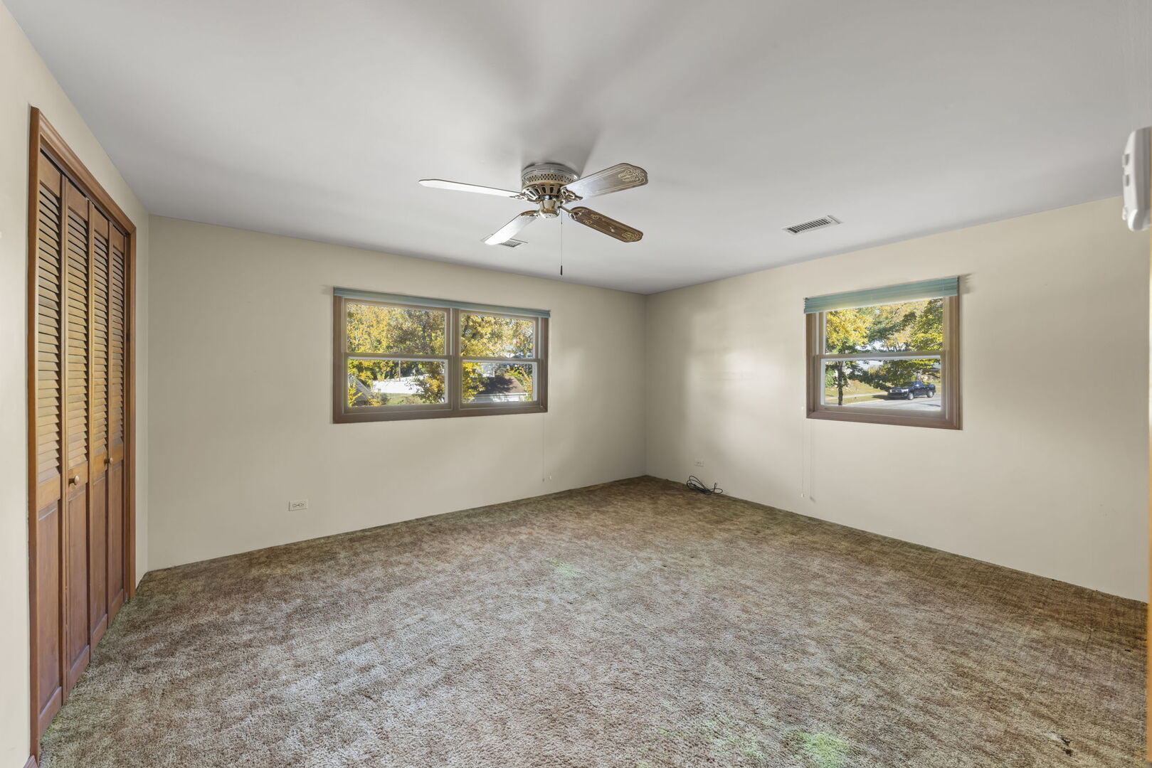 17601 Lincoln Avenue