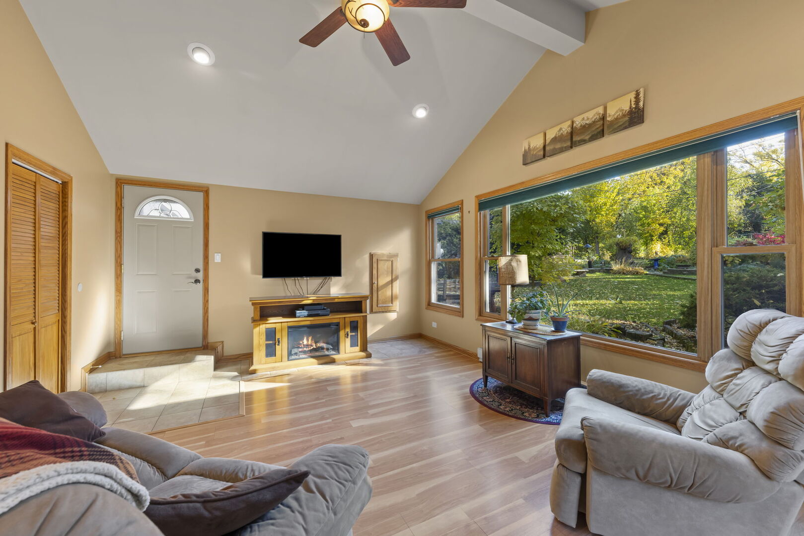 17601 Lincoln Avenue