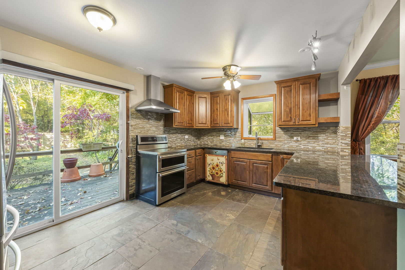 18000 Armitage Court