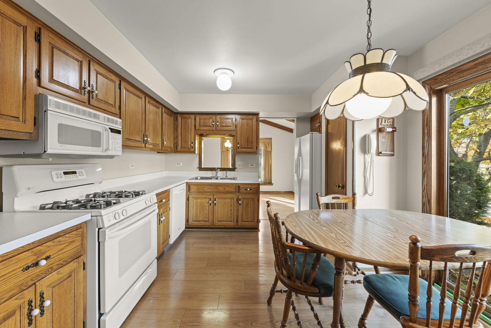 3068 Hickory Road