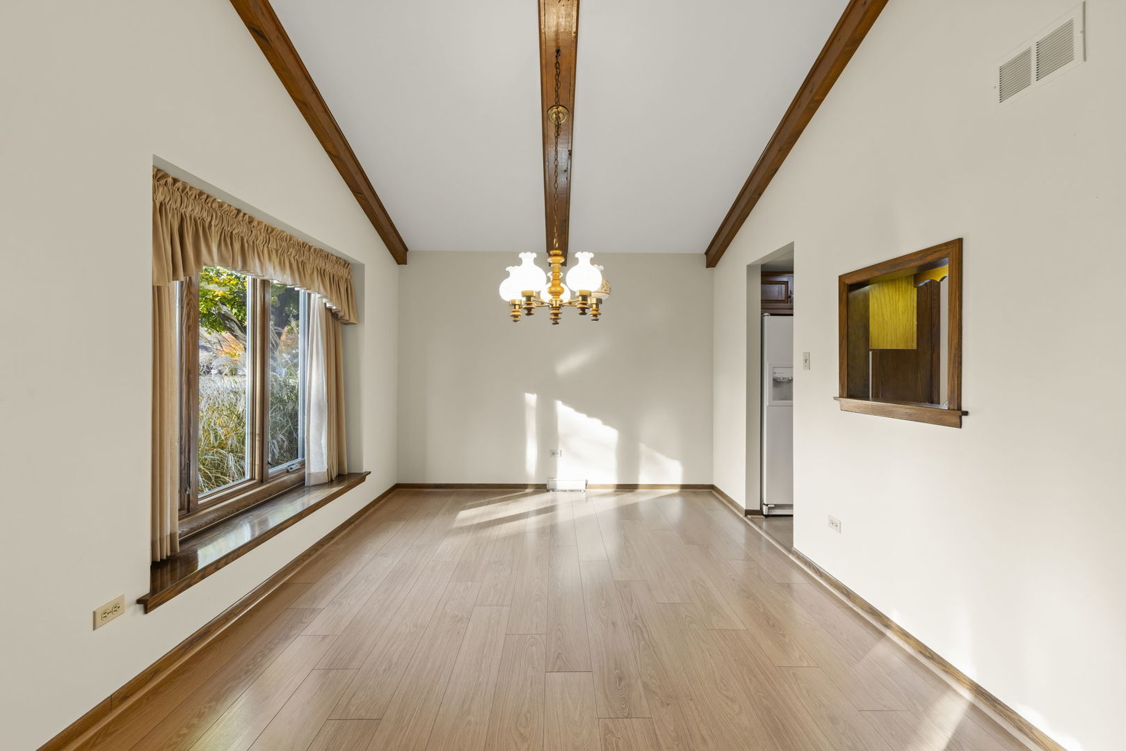 3068 Hickory Road