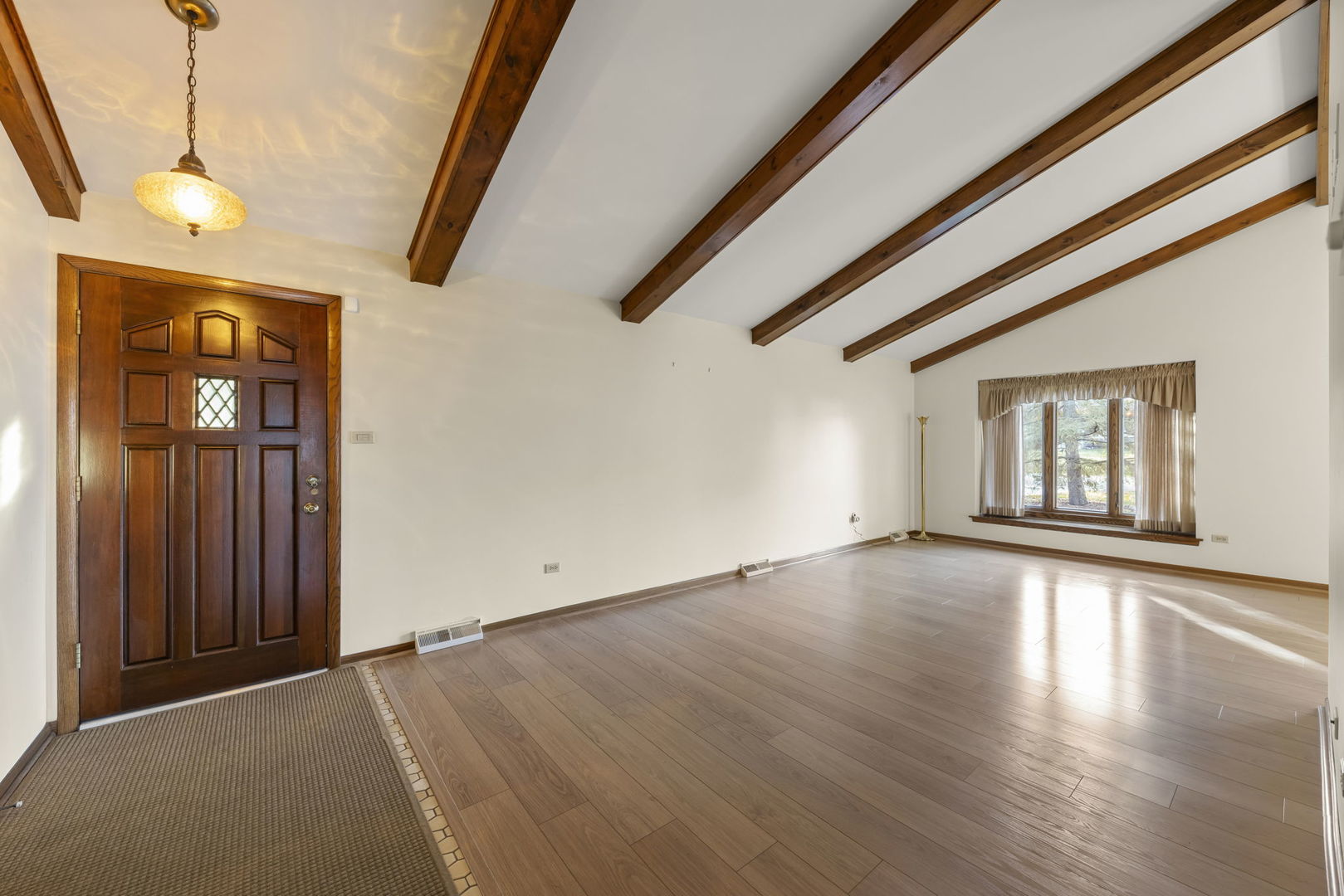 3068 Hickory Road