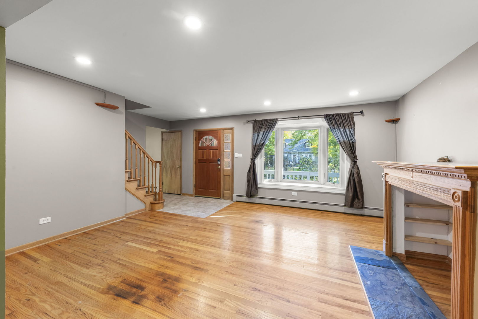 18000 Armitage Court