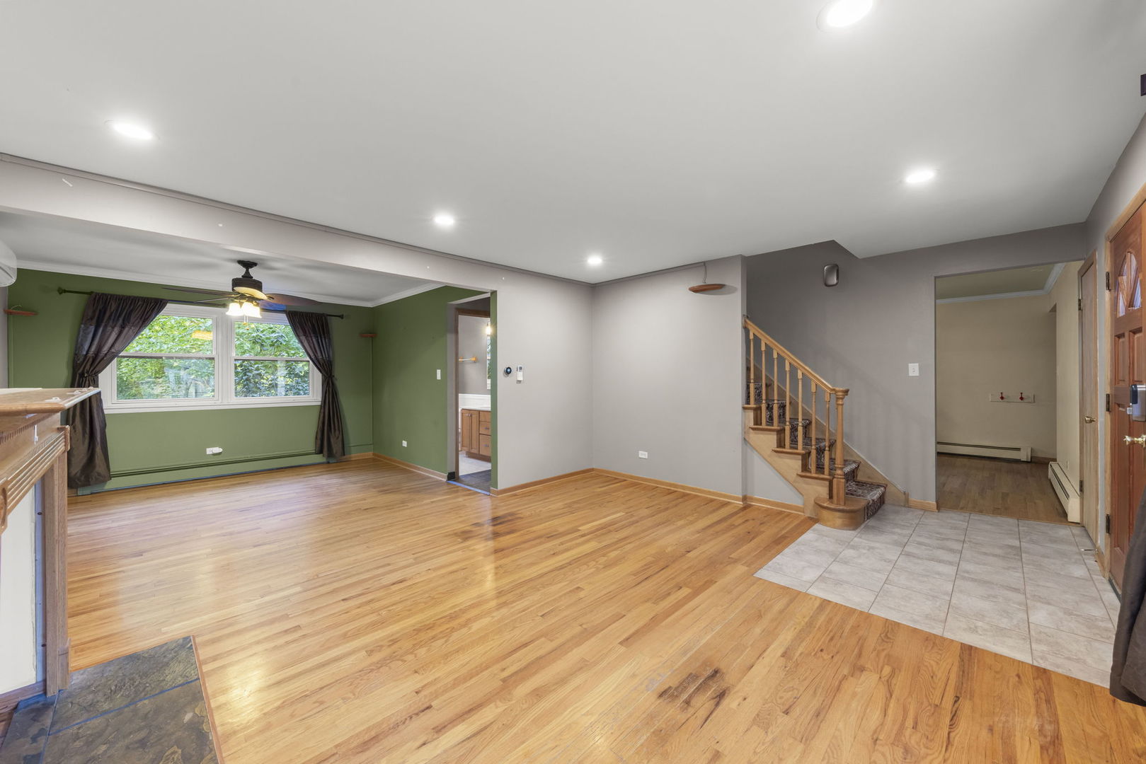 18000 Armitage Court