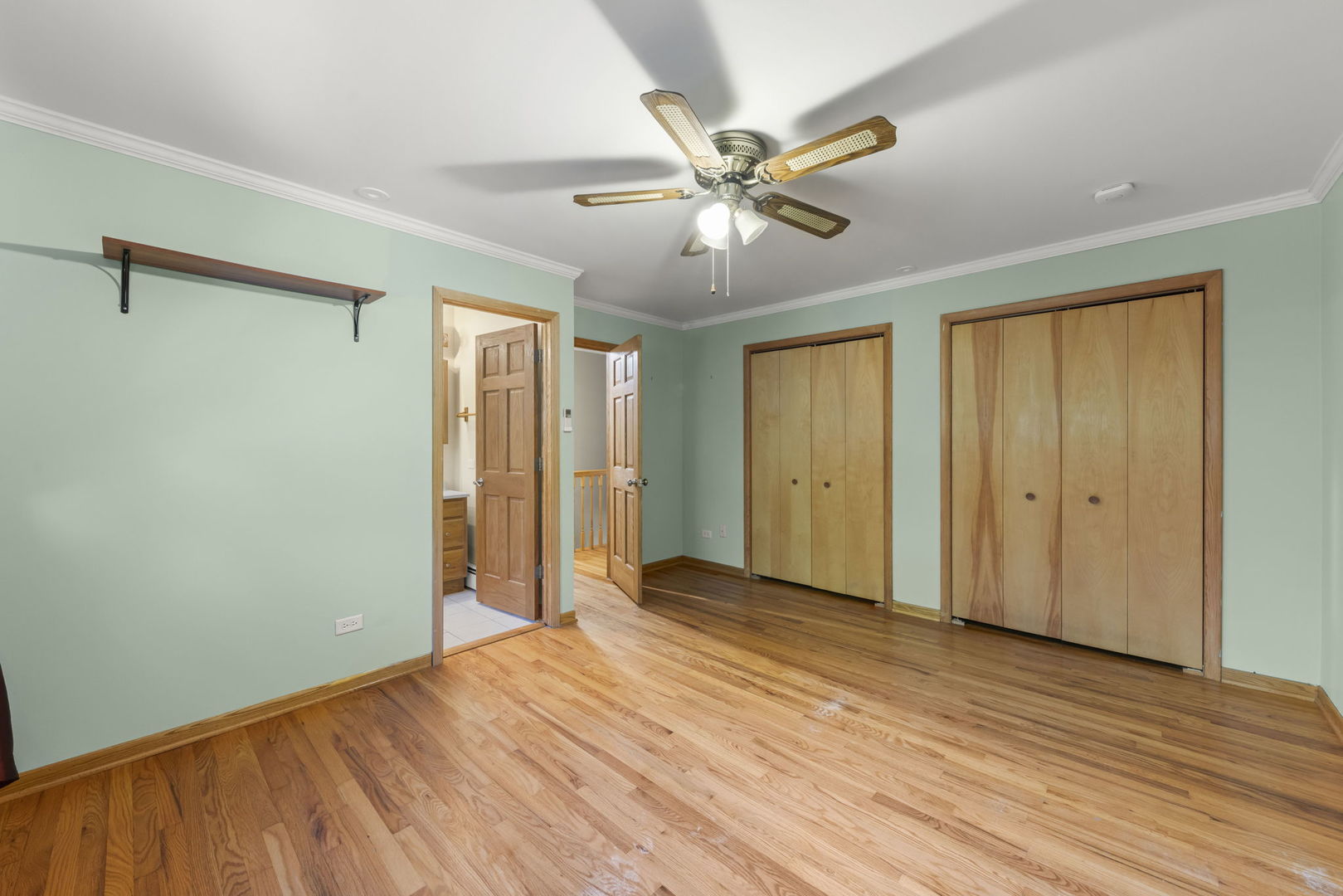 18000 Armitage Court