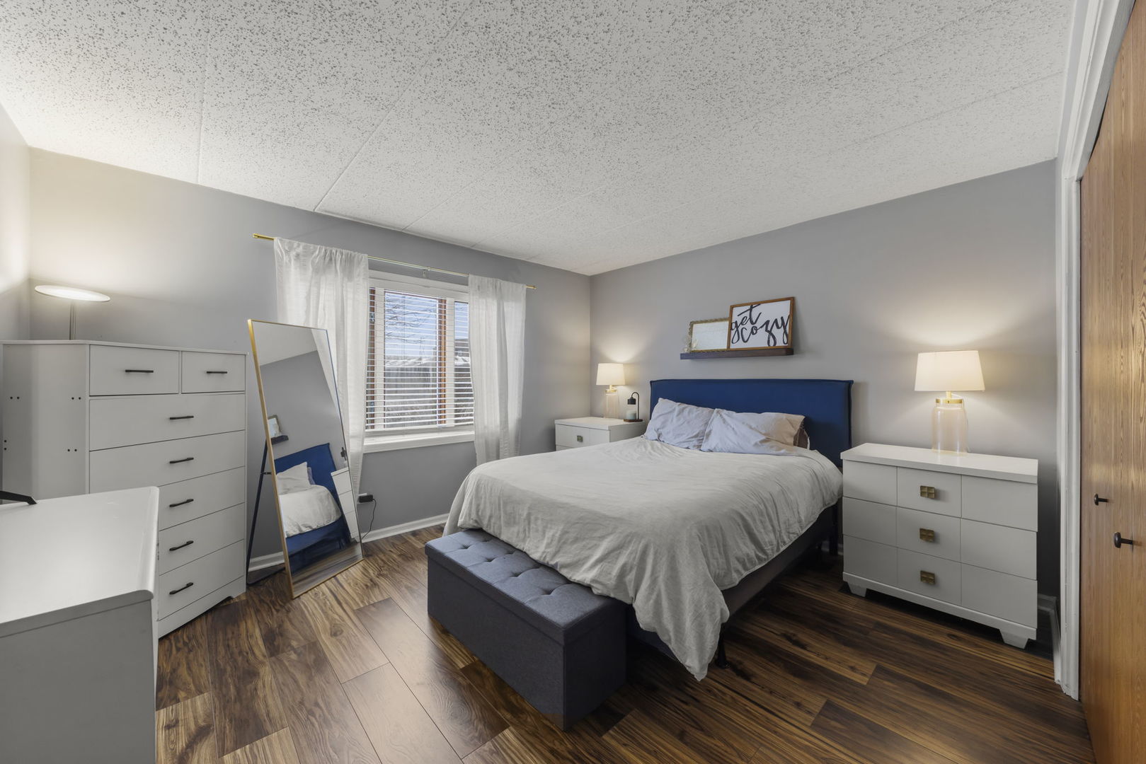 15718 Revere Court Unit: B