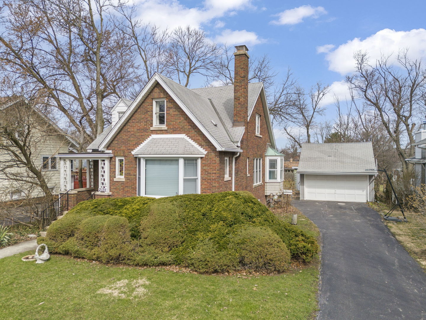 2126 Maple Road