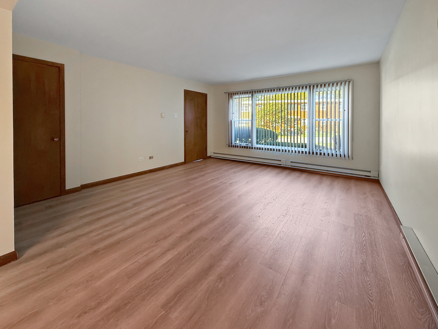 2025 Maple Road Unit: 1E