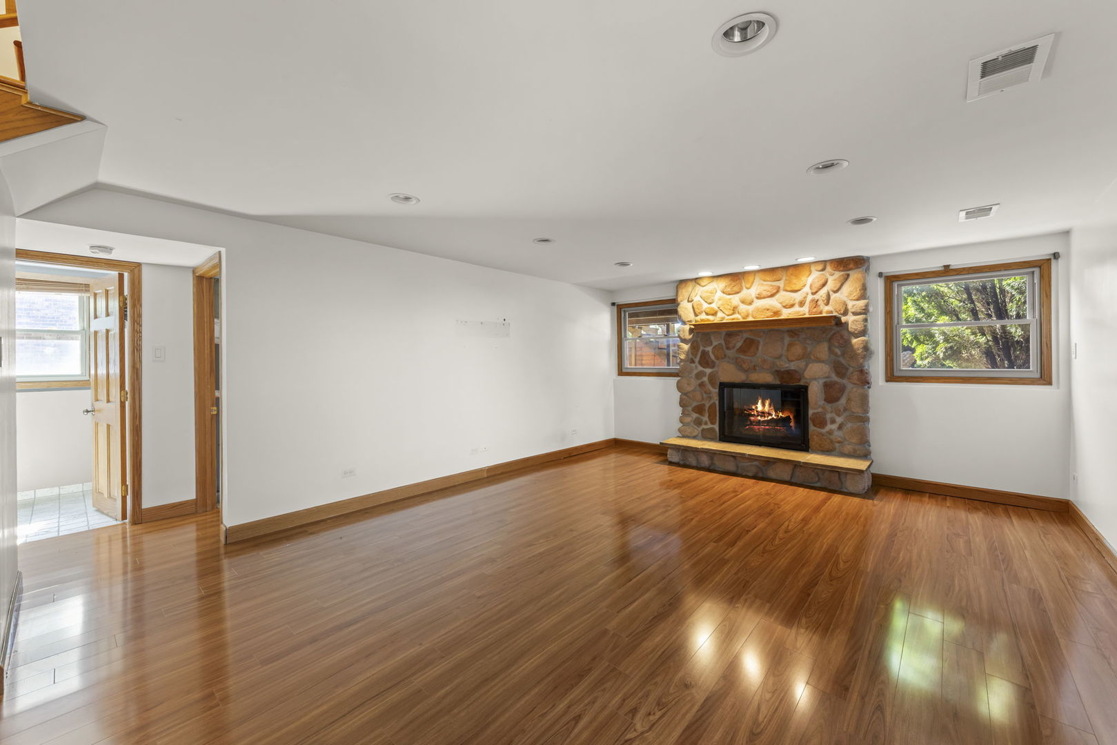 8407 Carriage Lane