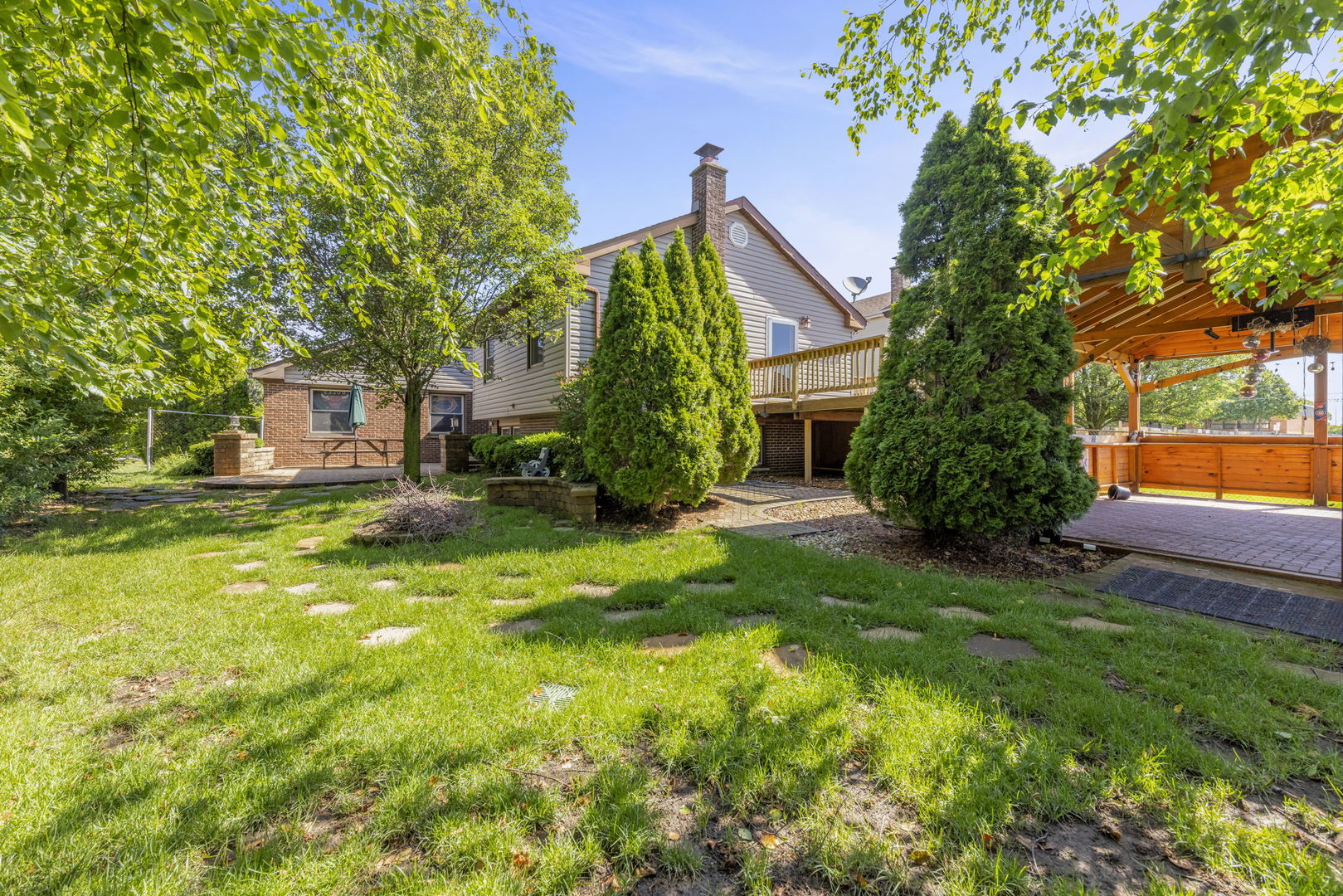 8407 Carriage Lane