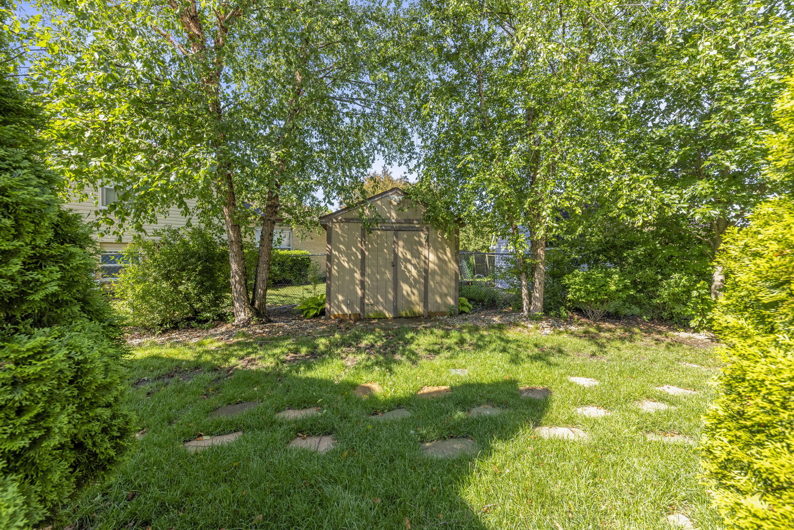 8407 Carriage Lane